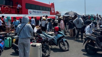 Tàu Phú Quốc Express đi Lý Sơn khởi hành lúc 7h hàng ngày